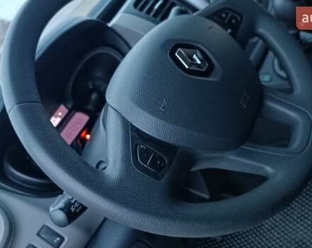 Рено Трафік 2016 у Сарнах на Automoto.ua Білий Рено Трафік, об'ємом двигуна 1.6 л та пробігом 187 тис. км за 13750 $, фото 74 на Automoto.ua