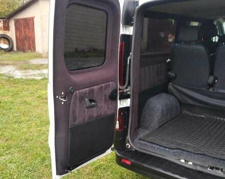 Белый Рено Трафик, объемом двигателя 1.6 л и пробегом 214 тыс. км за 16300 $, фото 6 на Automoto.ua