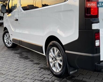 Белый Рено Трафик, объемом двигателя 1.6 л и пробегом 219 тыс. км за 13500 $, фото 43 на Automoto.ua