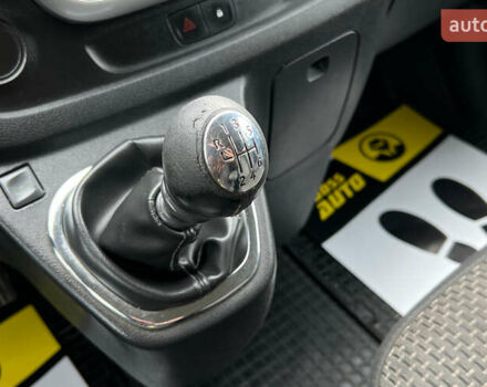 Рено Трафик 2016 в Львове на Automoto.ua Белый Рено Трафик, объемом двигателя 1.6 л и пробегом 218 тыс. км за 13500 $, фото 15 на Automoto.ua