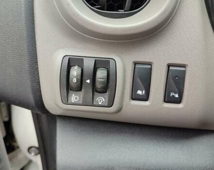 Белый Рено Трафик, объемом двигателя 1.6 л и пробегом 194 тыс. км за 16000 $, фото 52 на Automoto.ua