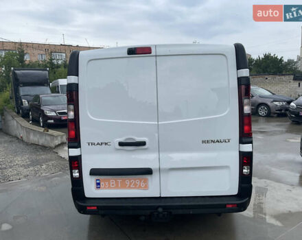 Білий Рено Трафік, об'ємом двигуна 1.6 л та пробігом 245 тис. км за 12300 $, фото 5 на Automoto.ua