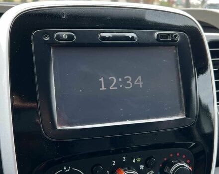 Білий Рено Трафік, об'ємом двигуна 1.6 л та пробігом 218 тис. км за 13500 $, фото 13 на Automoto.ua