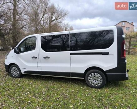 Белый Рено Трафик, объемом двигателя 1.6 л и пробегом 181 тыс. км за 15900 $, фото 8 на Automoto.ua
