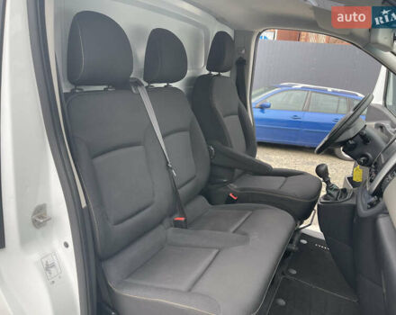 Білий Рено Трафік, об'ємом двигуна 1.6 л та пробігом 245 тис. км за 12300 $, фото 33 на Automoto.ua