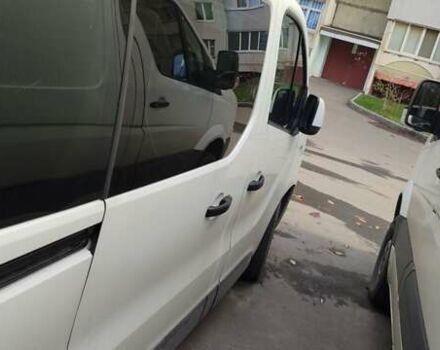 Белый Рено Трафик, объемом двигателя 1.6 л и пробегом 194 тыс. км за 16000 $, фото 16 на Automoto.ua