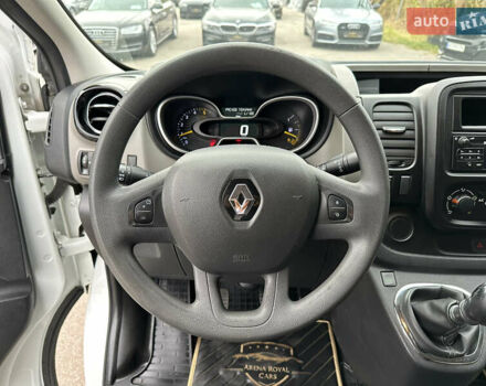 Белый Рено Трафик, объемом двигателя 1.6 л и пробегом 327 тыс. км за 14800 $, фото 25 на Automoto.ua