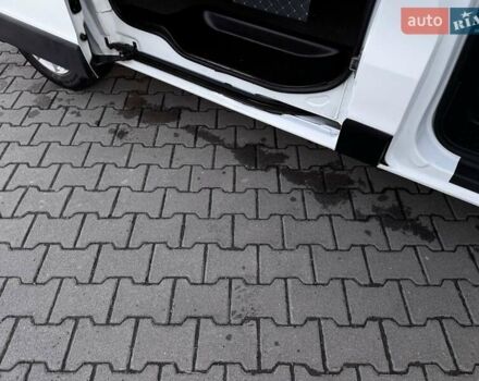 Белый Рено Трафик, объемом двигателя 1.6 л и пробегом 219 тыс. км за 13500 $, фото 20 на Automoto.ua