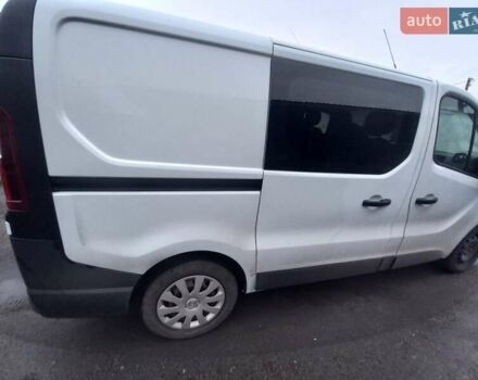 Белый Рено Трафик, объемом двигателя 1.6 л и пробегом 340 тыс. км за 12500 $, фото 3 на Automoto.ua