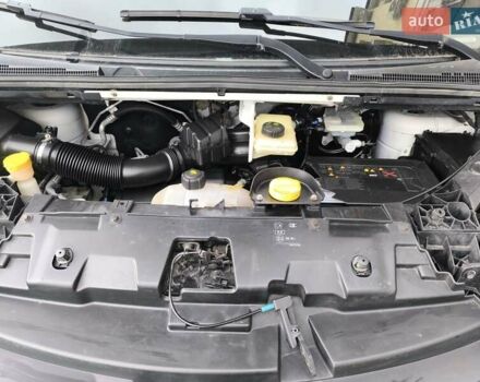 Белый Рено Трафик, объемом двигателя 1.6 л и пробегом 181 тыс. км за 15900 $, фото 7 на Automoto.ua