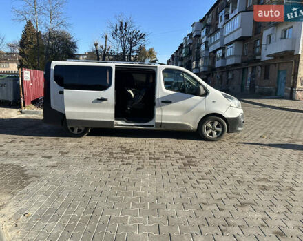 Білий Рено Трафік, об'ємом двигуна 1.6 л та пробігом 276 тис. км за 15500 $, фото 3 на Automoto.ua