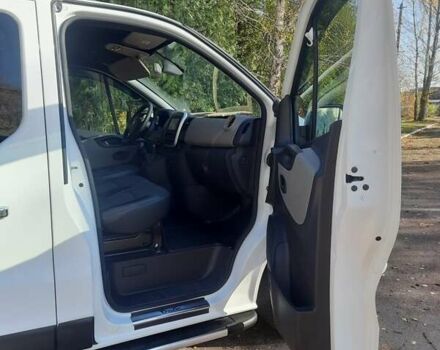 Белый Рено Трафик, объемом двигателя 1.6 л и пробегом 220 тыс. км за 16200 $, фото 19 на Automoto.ua