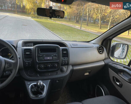 Белый Рено Трафик, объемом двигателя 1.6 л и пробегом 227 тыс. км за 16300 $, фото 17 на Automoto.ua