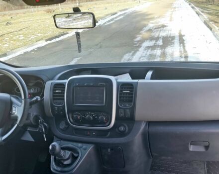 Белый Рено Трафик, объемом двигателя 1.6 л и пробегом 345 тыс. км за 12800 $, фото 7 на Automoto.ua