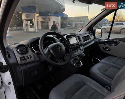 Белый Рено Трафик, объемом двигателя 1.6 л и пробегом 219 тыс. км за 13500 $, фото 10 на Automoto.ua