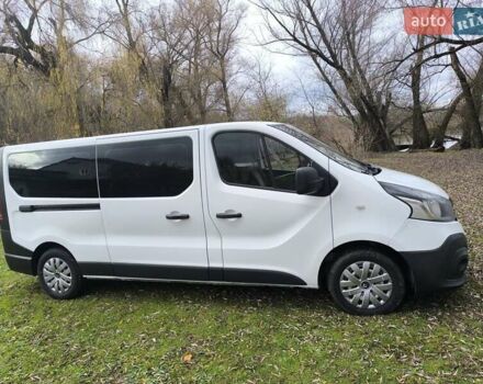 Белый Рено Трафик, объемом двигателя 1.6 л и пробегом 181 тыс. км за 15900 $, фото 12 на Automoto.ua