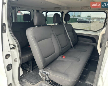 Белый Рено Трафик, объемом двигателя 1.6 л и пробегом 170 тыс. км за 14350 $, фото 28 на Automoto.ua