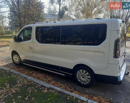 Білий Рено Трафік, об'ємом двигуна 1.6 л та пробігом 220 тис. км за 16500 $, фото 12 на Automoto.ua