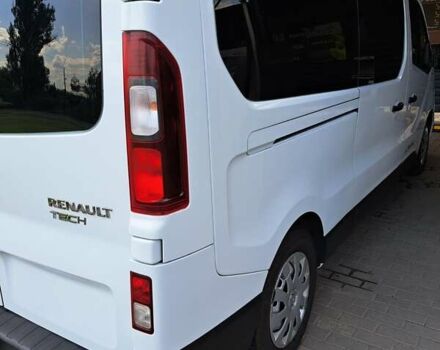 Белый Рено Трафик, объемом двигателя 1.6 л и пробегом 210 тыс. км за 14999 $, фото 16 на Automoto.ua