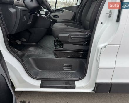 Білий Рено Трафік, об'ємом двигуна 0 л та пробігом 178 тис. км за 17800 $, фото 25 на Automoto.ua