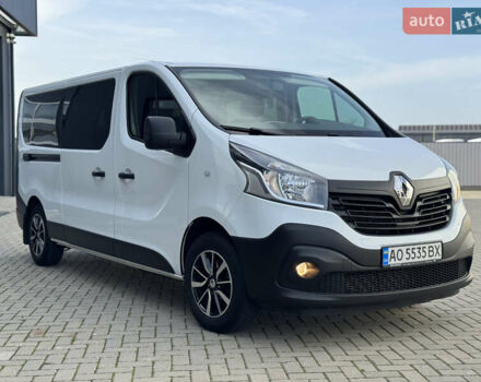 Белый Рено Трафик, объемом двигателя 1.6 л и пробегом 60 тыс. км за 27999 $, фото 2 на Automoto.ua