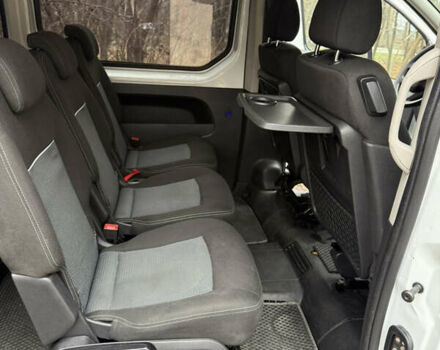 Білий Рено Трафік, об'ємом двигуна 1.6 л та пробігом 253 тис. км за 13900 $, фото 16 на Automoto.ua