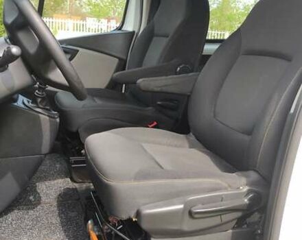 Білий Рено Трафік, об'ємом двигуна 1.6 л та пробігом 305 тис. км за 17200 $, фото 8 на Automoto.ua