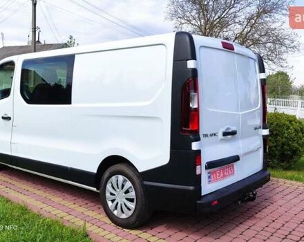 Білий Рено Трафік, об'ємом двигуна 1.6 л та пробігом 305 тис. км за 17200 $, фото 3 на Automoto.ua