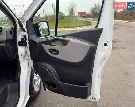 Білий Рено Трафік, об'ємом двигуна 0 л та пробігом 178 тис. км за 17800 $, фото 50 на Automoto.ua
