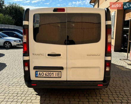 Белый Рено Трафик, объемом двигателя 1.6 л и пробегом 279 тыс. км за 16400 $, фото 14 на Automoto.ua