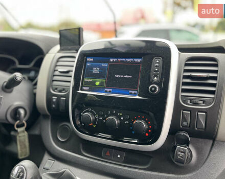 Білий Рено Трафік, об'ємом двигуна 1.6 л та пробігом 230 тис. км за 13200 $, фото 24 на Automoto.ua