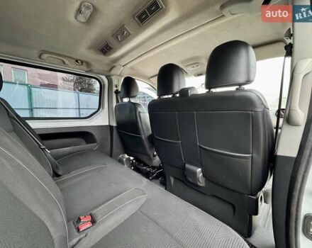 Білий Рено Трафік, об'ємом двигуна 1.6 л та пробігом 276 тис. км за 13499 $, фото 31 на Automoto.ua