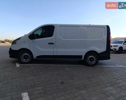 Белый Рено Трафик, объемом двигателя 1.6 л и пробегом 270 тыс. км за 9200 $, фото 3 на Automoto.ua