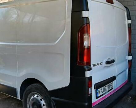 Белый Рено Трафик, объемом двигателя 1.6 л и пробегом 300 тыс. км за 9000 $, фото 9 на Automoto.ua