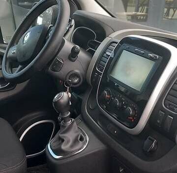 Рено Трафік 2017 у Підволочиськ на Automoto.ua Білий Рено Трафік, об'ємом двигуна 1.6 л та пробігом 405 тис. км за 11000 $, фото 1 на Automoto.ua