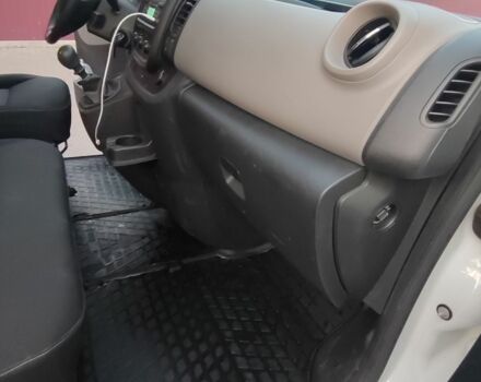 Белый Рено Трафик, объемом двигателя 1.6 л и пробегом 149 тыс. км за 14500 $, фото 12 на Automoto.ua