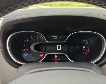 Белый Рено Трафик, объемом двигателя 1.6 л и пробегом 238 тыс. км за 9500 $, фото 20 на Automoto.ua