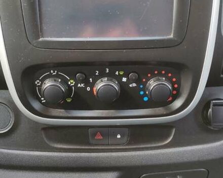 Білий Рено Трафік, об'ємом двигуна 1.6 л та пробігом 305 тис. км за 17200 $, фото 12 на Automoto.ua