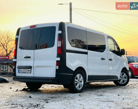 Белый Рено Трафик, объемом двигателя 1.6 л и пробегом 240 тыс. км за 16700 $, фото 1 на Automoto.ua
