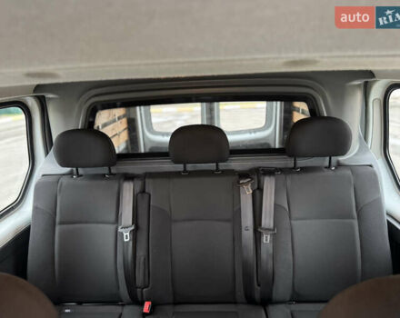 Білий Рено Трафік, об'ємом двигуна 0 л та пробігом 178 тис. км за 17800 $, фото 41 на Automoto.ua