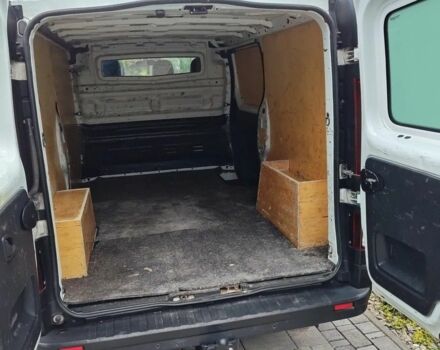 Белый Рено Трафик, объемом двигателя 1.6 л и пробегом 238 тыс. км за 9500 $, фото 22 на Automoto.ua