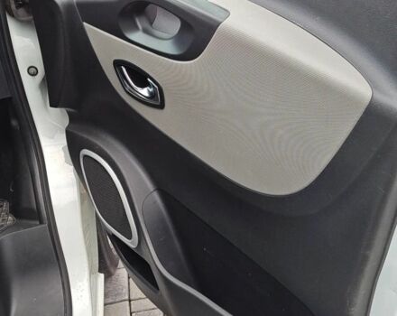 Белый Рено Трафик, объемом двигателя 1.6 л и пробегом 238 тыс. км за 9500 $, фото 21 на Automoto.ua