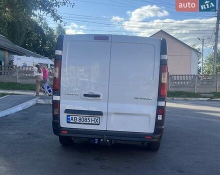 Белый Рено Трафик, объемом двигателя 1.6 л и пробегом 170 тыс. км за 10980 $, фото 3 на Automoto.ua