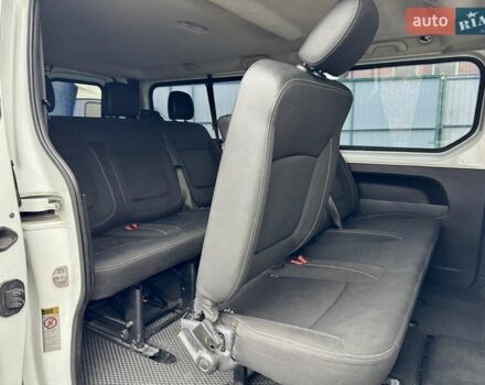 Білий Рено Трафік, об'ємом двигуна 1.6 л та пробігом 276 тис. км за 13499 $, фото 29 на Automoto.ua