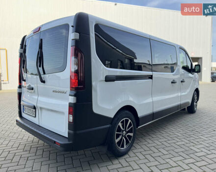 Белый Рено Трафик, объемом двигателя 1.6 л и пробегом 60 тыс. км за 27999 $, фото 9 на Automoto.ua