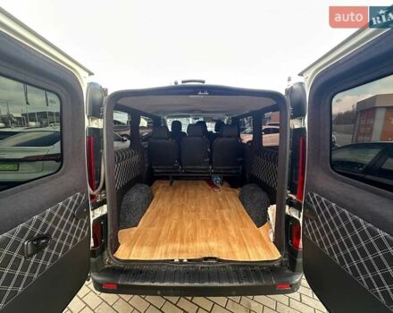 Белый Рено Трафик, объемом двигателя 1.6 л и пробегом 228 тыс. км за 16800 $, фото 14 на Automoto.ua