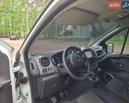 Білий Рено Трафік, об'ємом двигуна 1.6 л та пробігом 230 тис. км за 14600 $, фото 7 на Automoto.ua