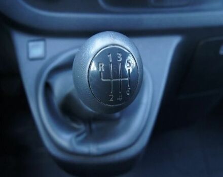 Белый Рено Трафик, объемом двигателя 1.6 л и пробегом 186 тыс. км за 11200 $, фото 12 на Automoto.ua