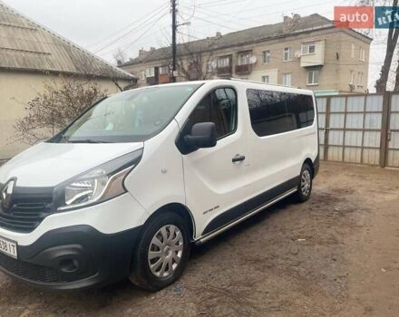 Белый Рено Трафик, объемом двигателя 1.6 л и пробегом 254 тыс. км за 16800 $, фото 1 на Automoto.ua