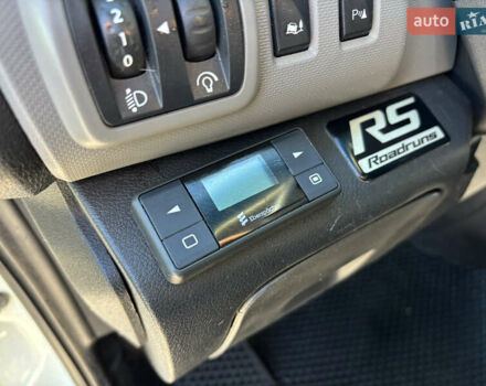 Белый Рено Трафик, объемом двигателя 1.6 л и пробегом 223 тыс. км за 15000 $, фото 17 на Automoto.ua